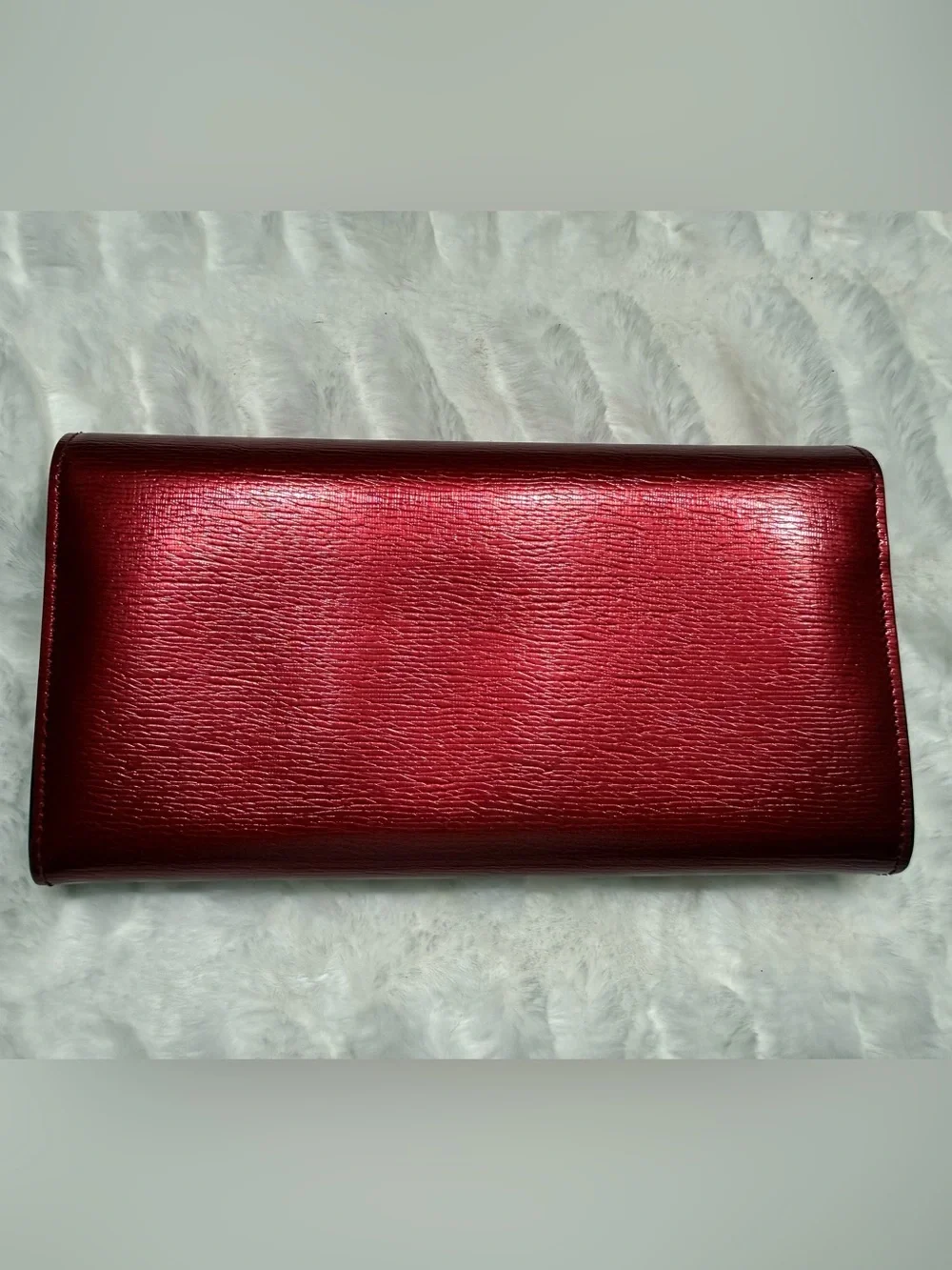 Gucci elegant metallic